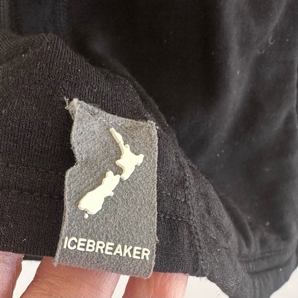 Icebreaker Merino Wool Black Sleeveless zip front Vest medium - Picture 3 of 5